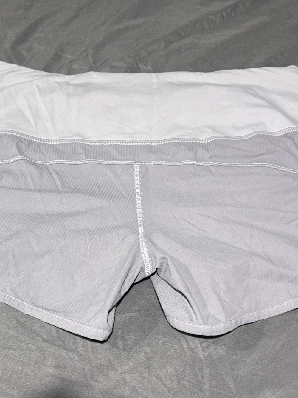 5 Assorted Lululemon items